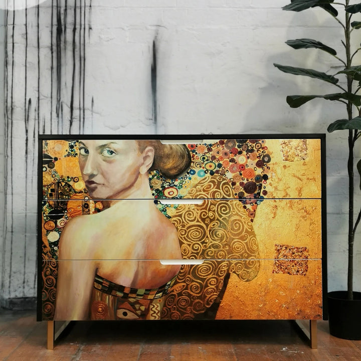 Beautiful Girl in Gold- Mint by Michelle decoupage papier