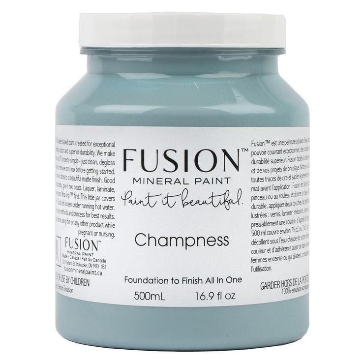 Fusion Mineral Paint - CHAMPNESS